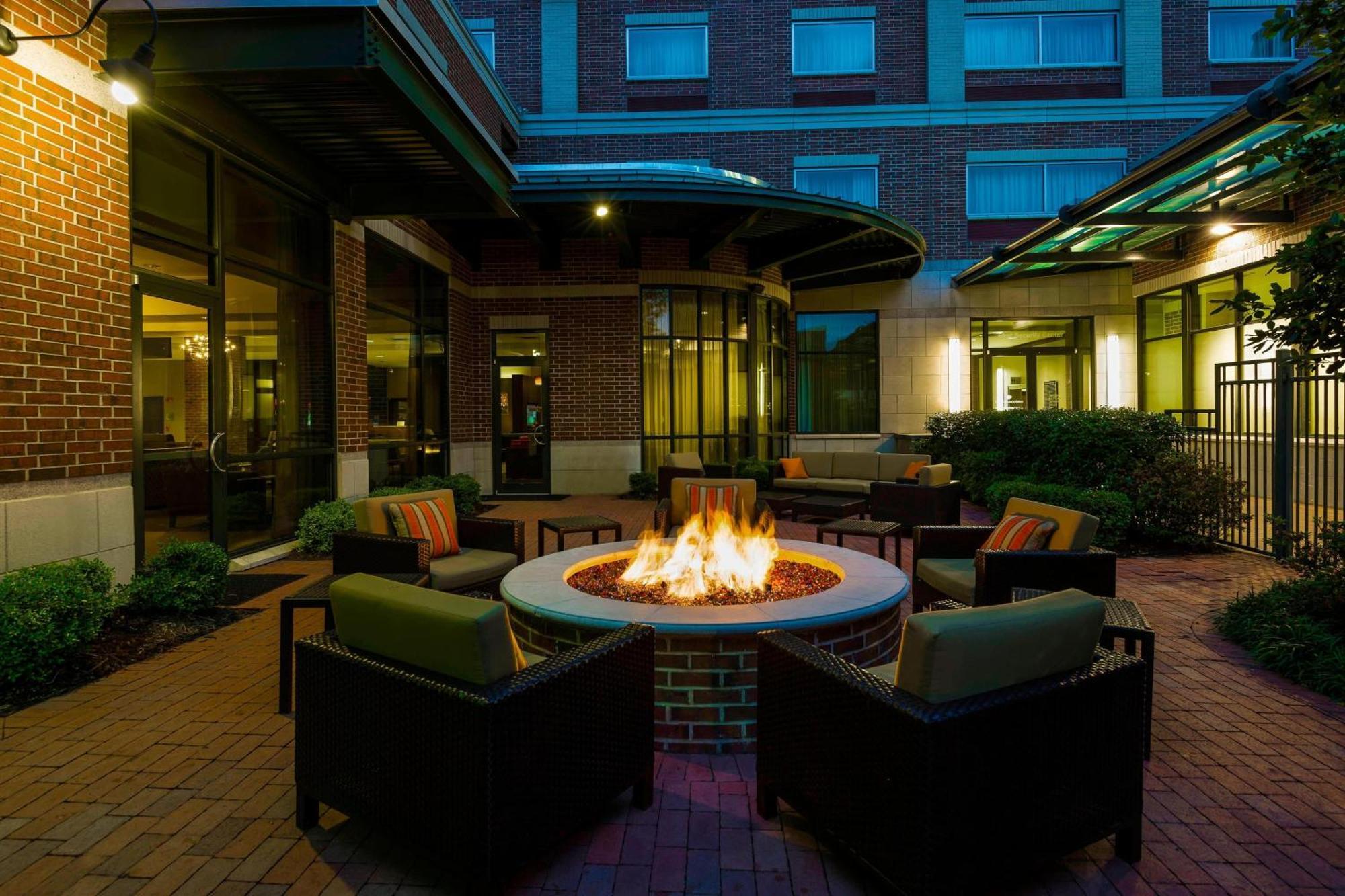 Courtyard By Marriott Little Rock Downtown Hotel Eksteriør billede