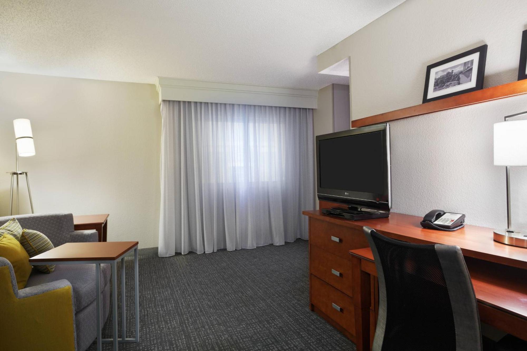 Courtyard By Marriott Little Rock Downtown Hotel Eksteriør billede