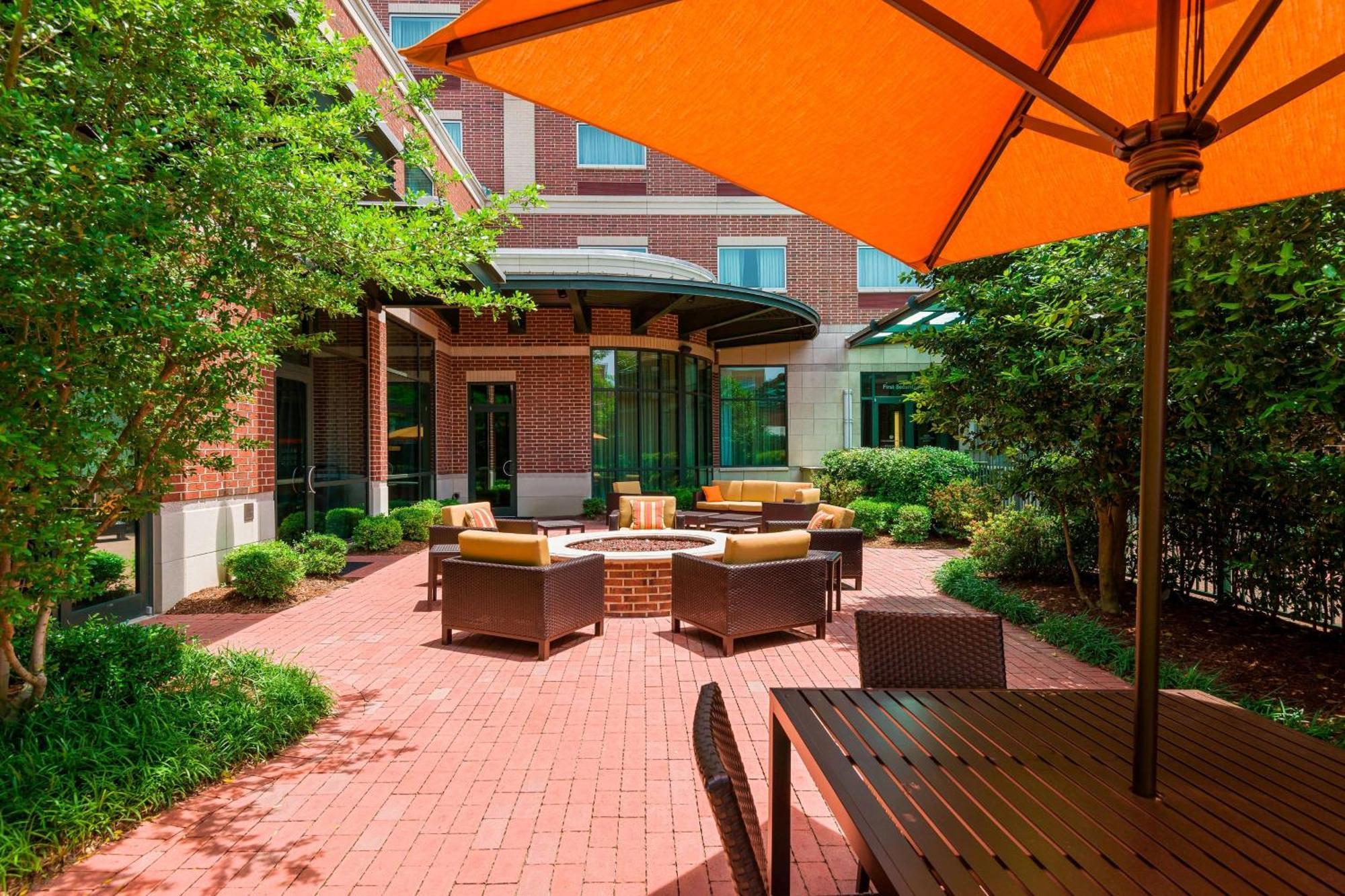 Courtyard By Marriott Little Rock Downtown Hotel Eksteriør billede