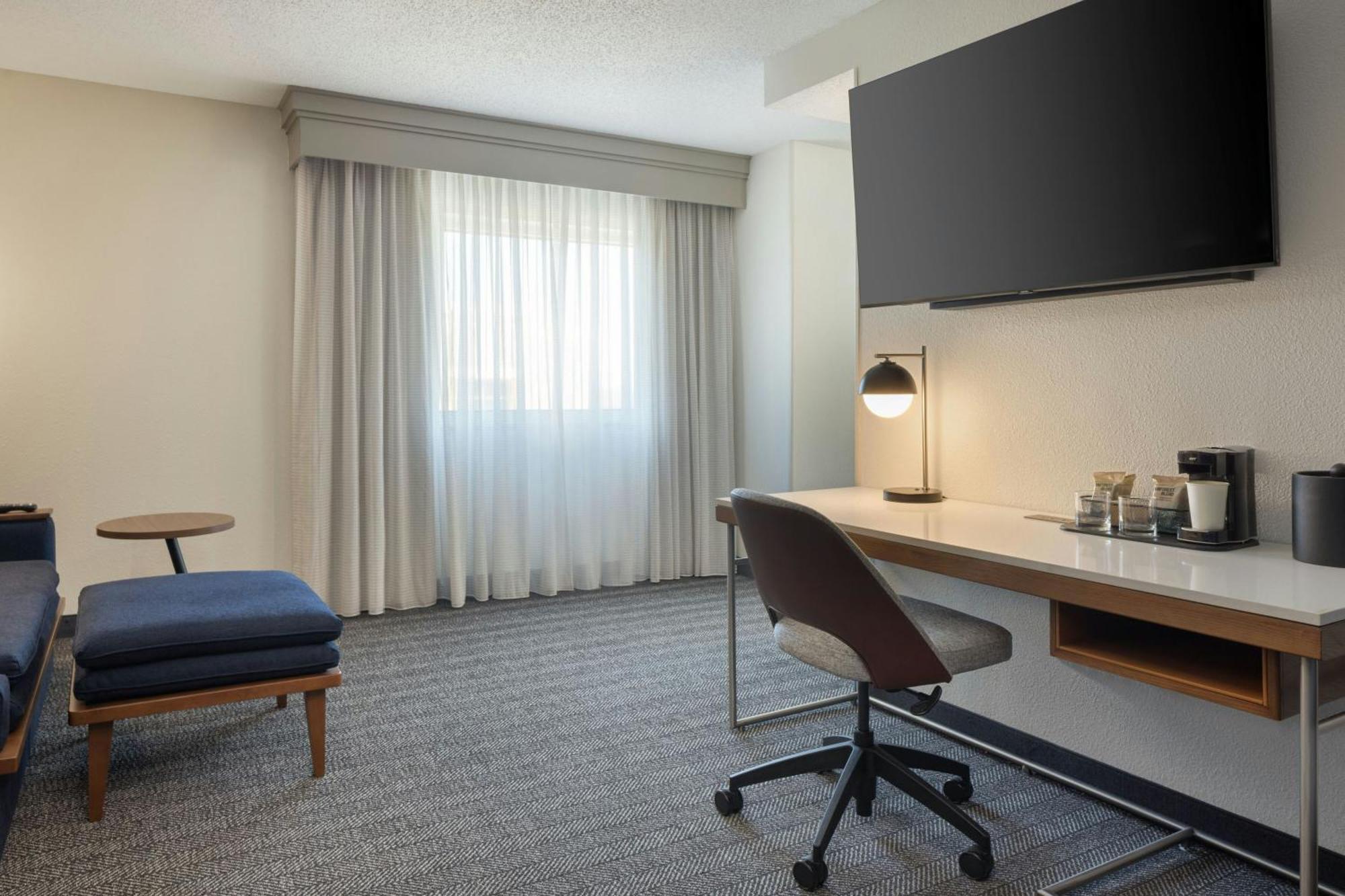 Courtyard By Marriott Little Rock Downtown Hotel Eksteriør billede